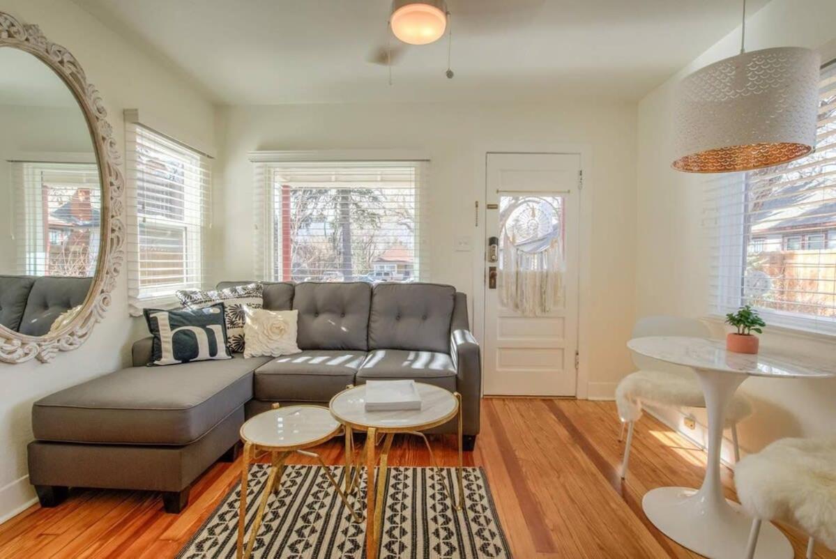 Villa Vintage Tiny House Cute 1Bdrm Big Appeal Colorado Springs Esterno foto